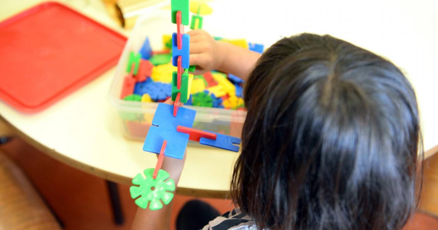 Relação reduz e suspende pena por maus-tratos a ex-educadora de creche de Caldas da Rainha