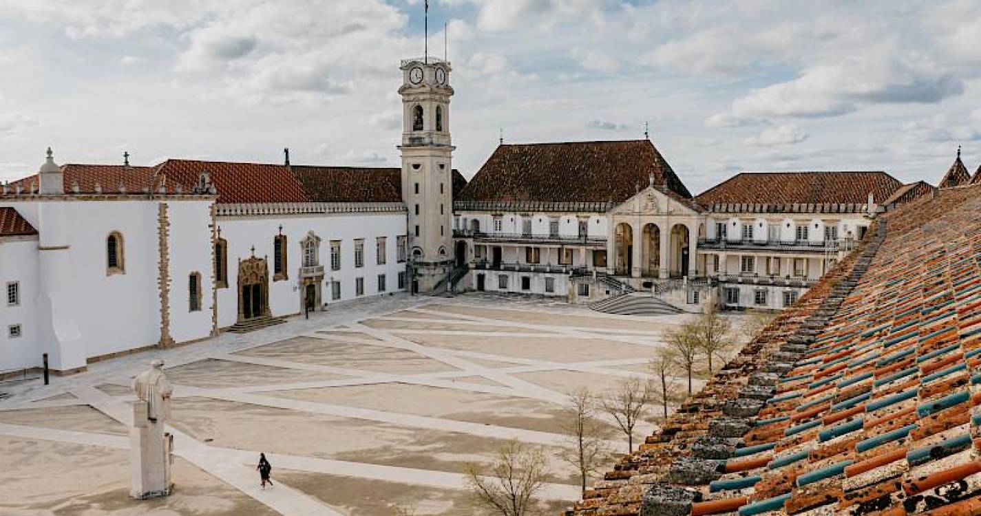 Tribunal Contas diz que Universidade Coimbra terá praticado infração financeira