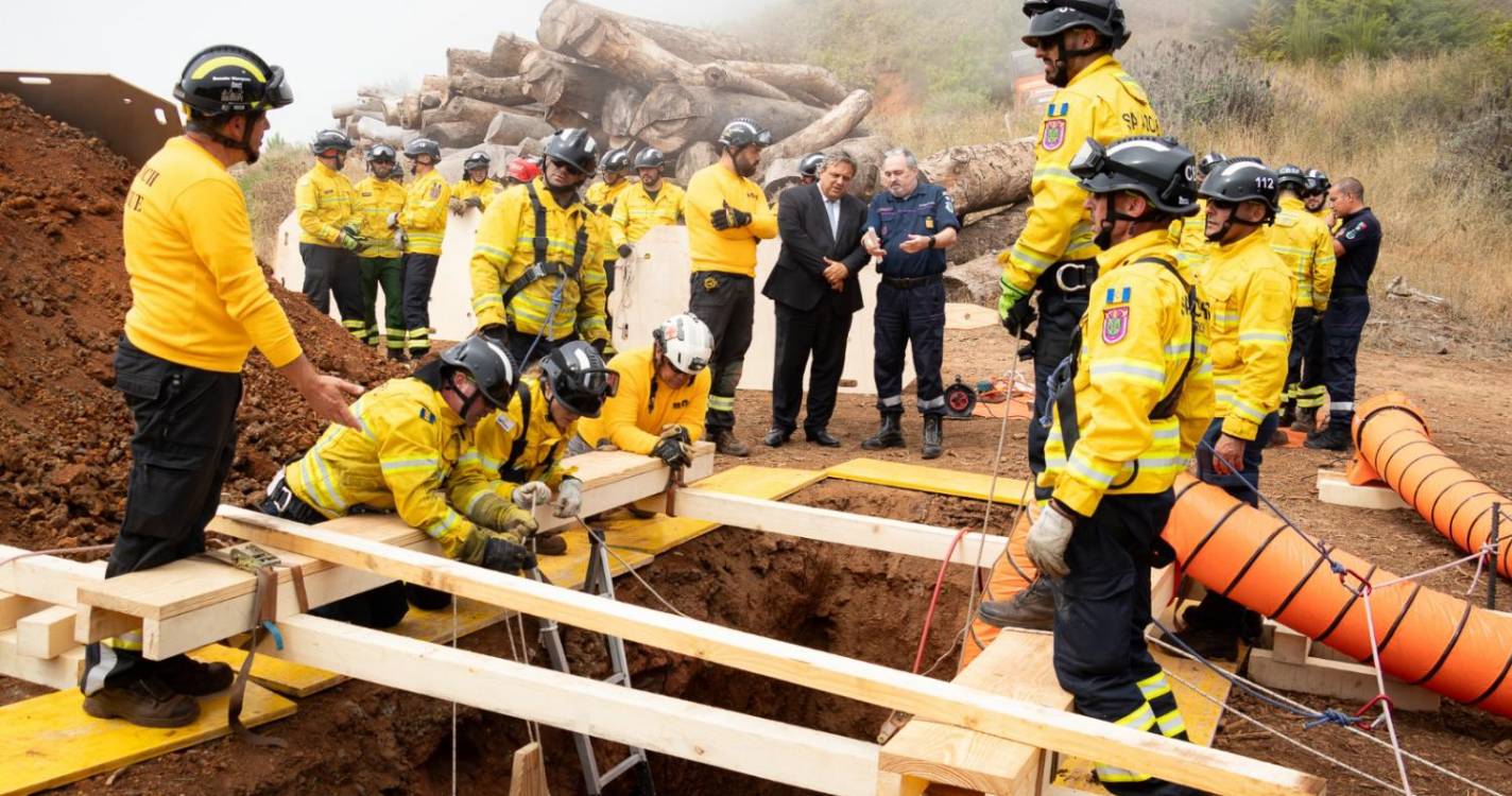 Concurso externo aberto para estágio na carreira de bombeiro sapador no Funchal