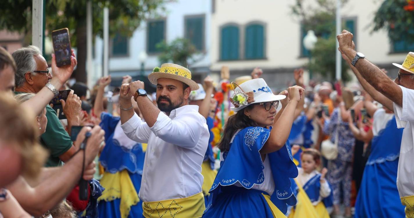 Marchas Populares nas ruas do Funchal (com fotos)