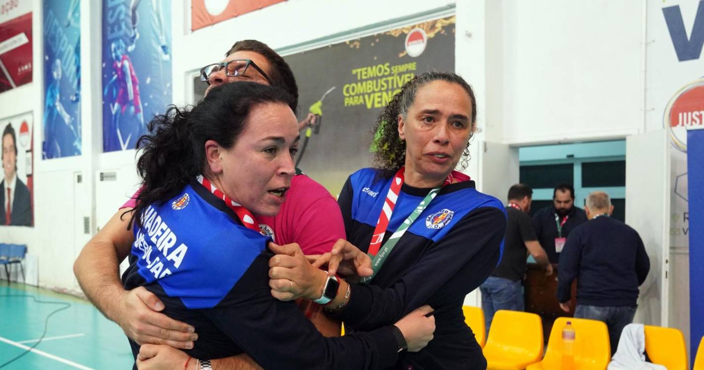 Veja algumas imagens da conquista da Supertaça pela equipa feminina do Madeira SAD