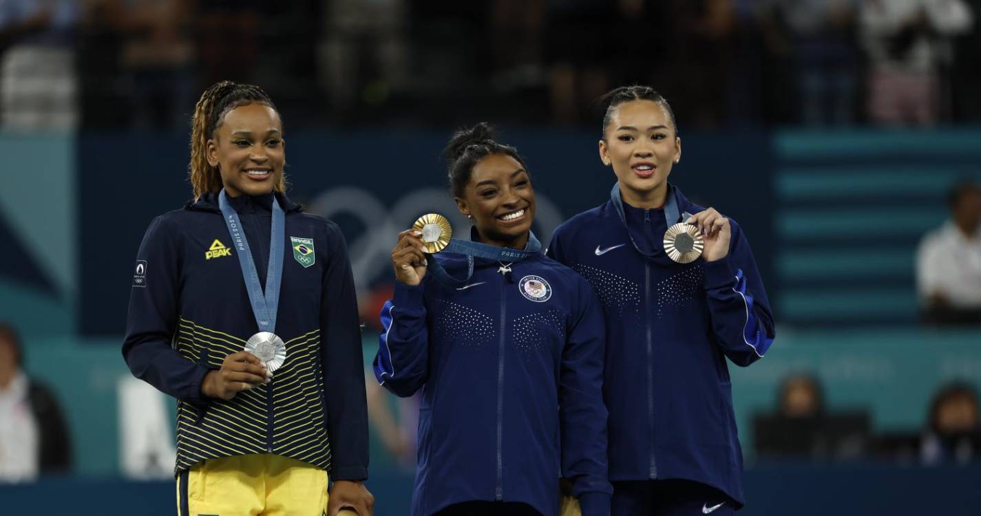 Simone Biles vence ‘all-around’ e soma sexto ouro olímpico; Filipa Martins em 20.º lugar