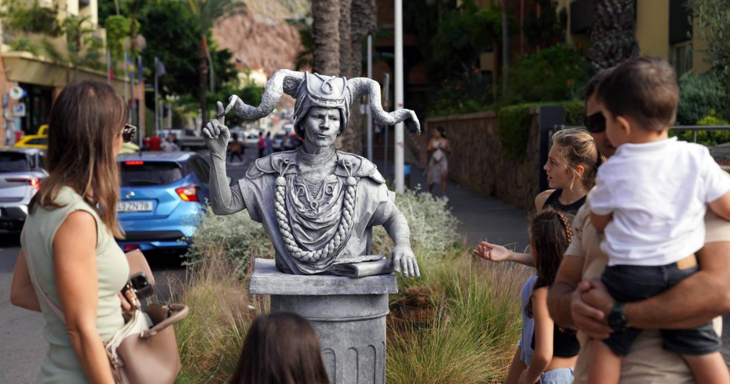 Multidão rendida ao ‘Madeira Street Arts’ na Calheta (com fotos)