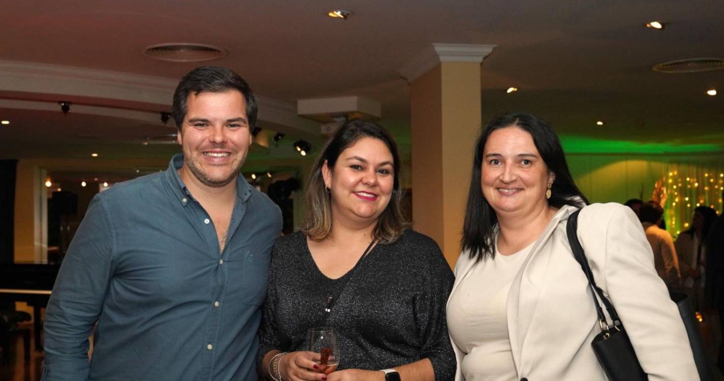 Cocktail de Natal do Porto Bay reuniu dezenas de convidados (com fotos)