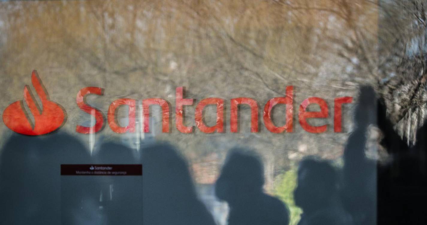 Santander Totta diz que não está a pensar comprar Novo Banco mas admite olhar para operação