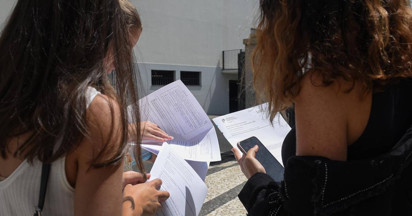 127 alunos realizaram hoje Exames Nacionais de História e Espanhol