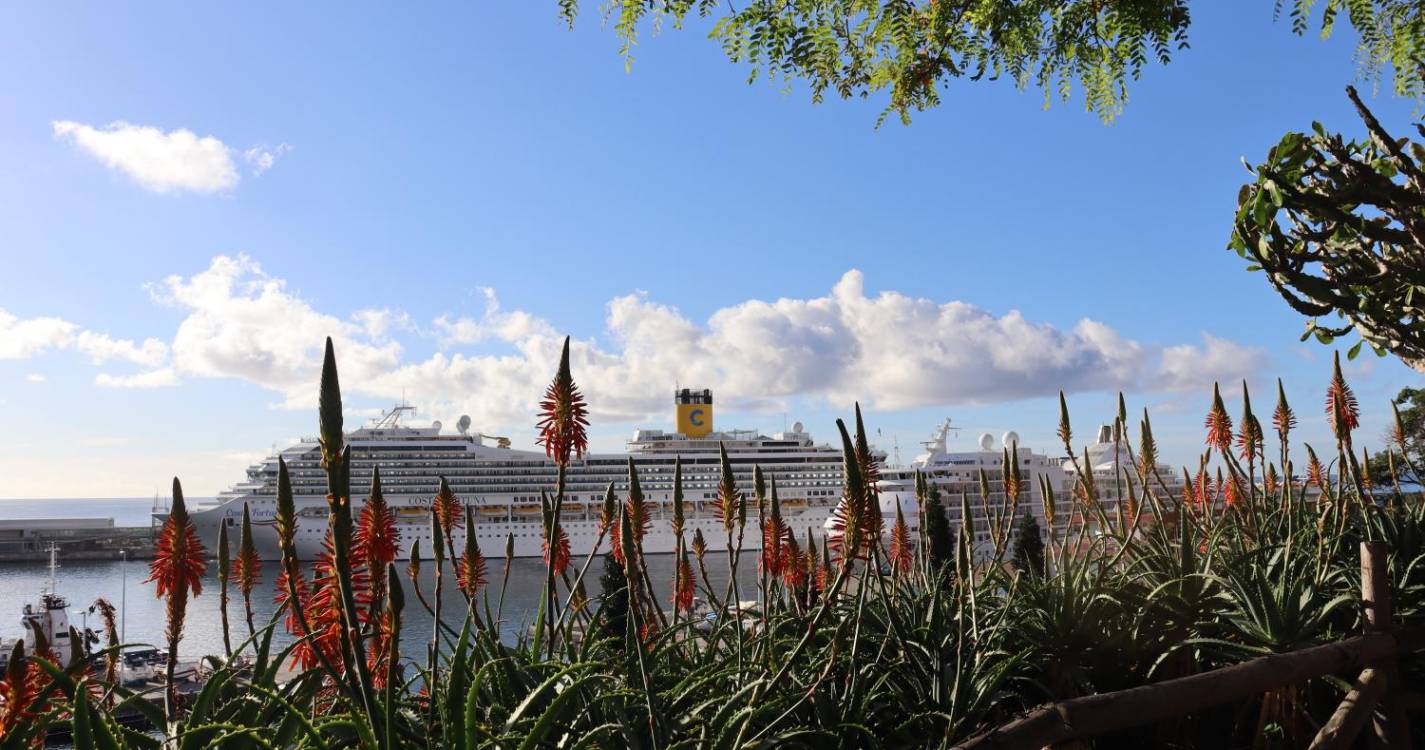 Mais de 4 mil pessoas visitam hoje o Funchal a bordo de dois navios