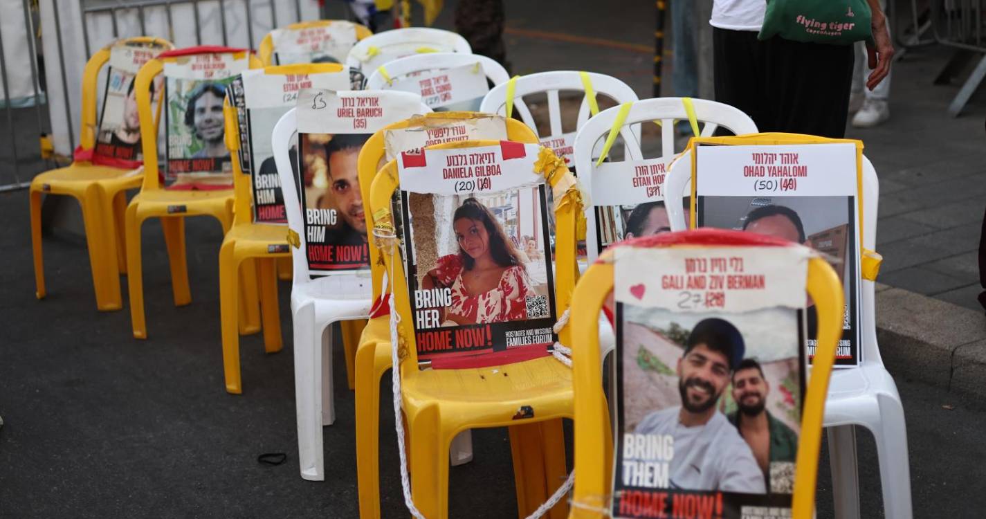 Médio Oriente: Amnistia Internacional diz que é vergonhoso que guerra já dure há 1 ano