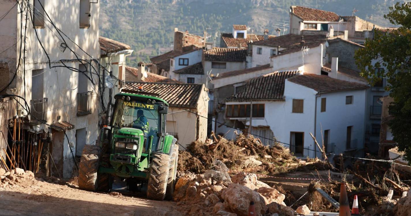 Papa expressa proximidade com atingidos pelo mau tempo em Espanha