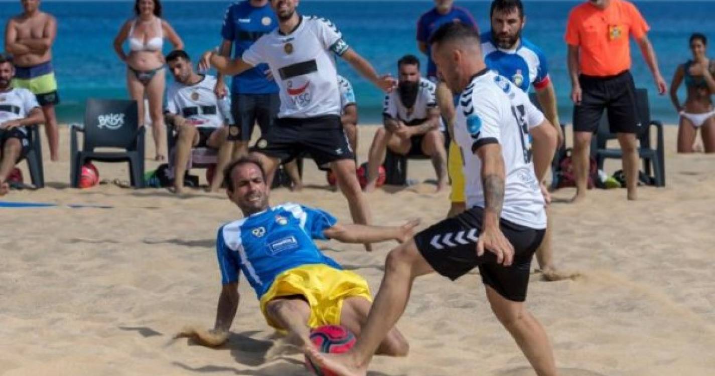 Futebol de Praia abrilhanta areal da ilha dourada