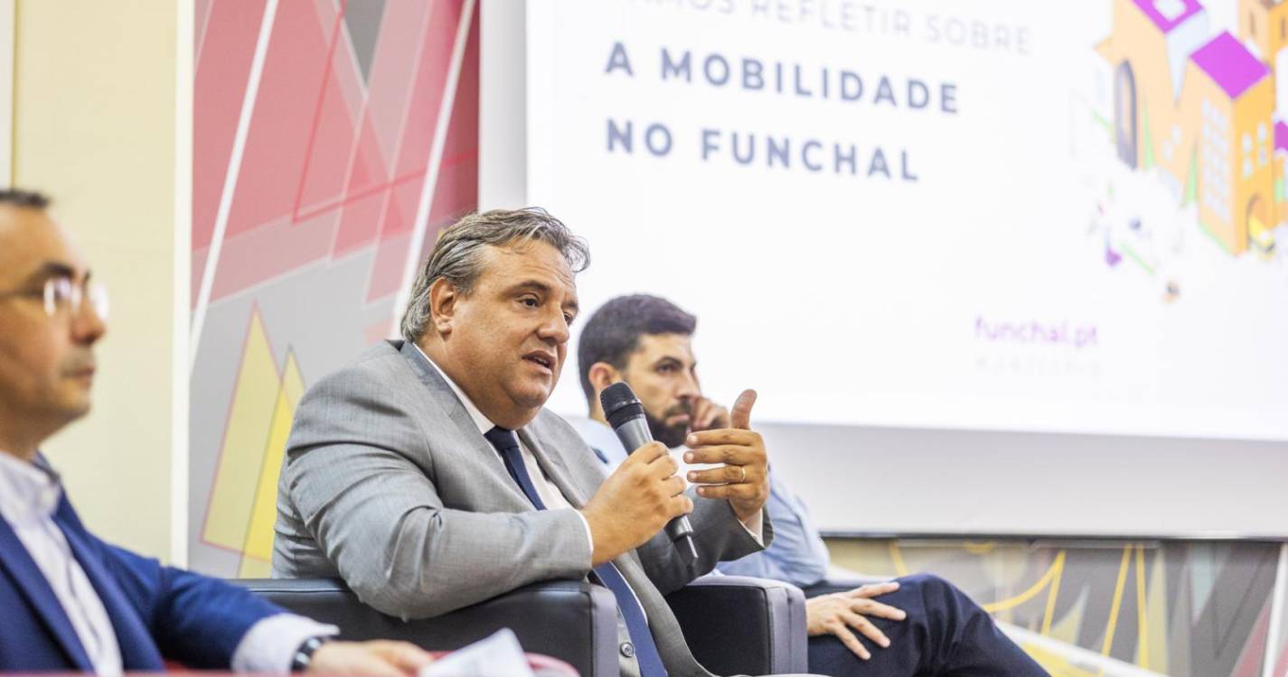 Bruno Pereira apela à adoção do uso do transporte público nas deslocações para a escola