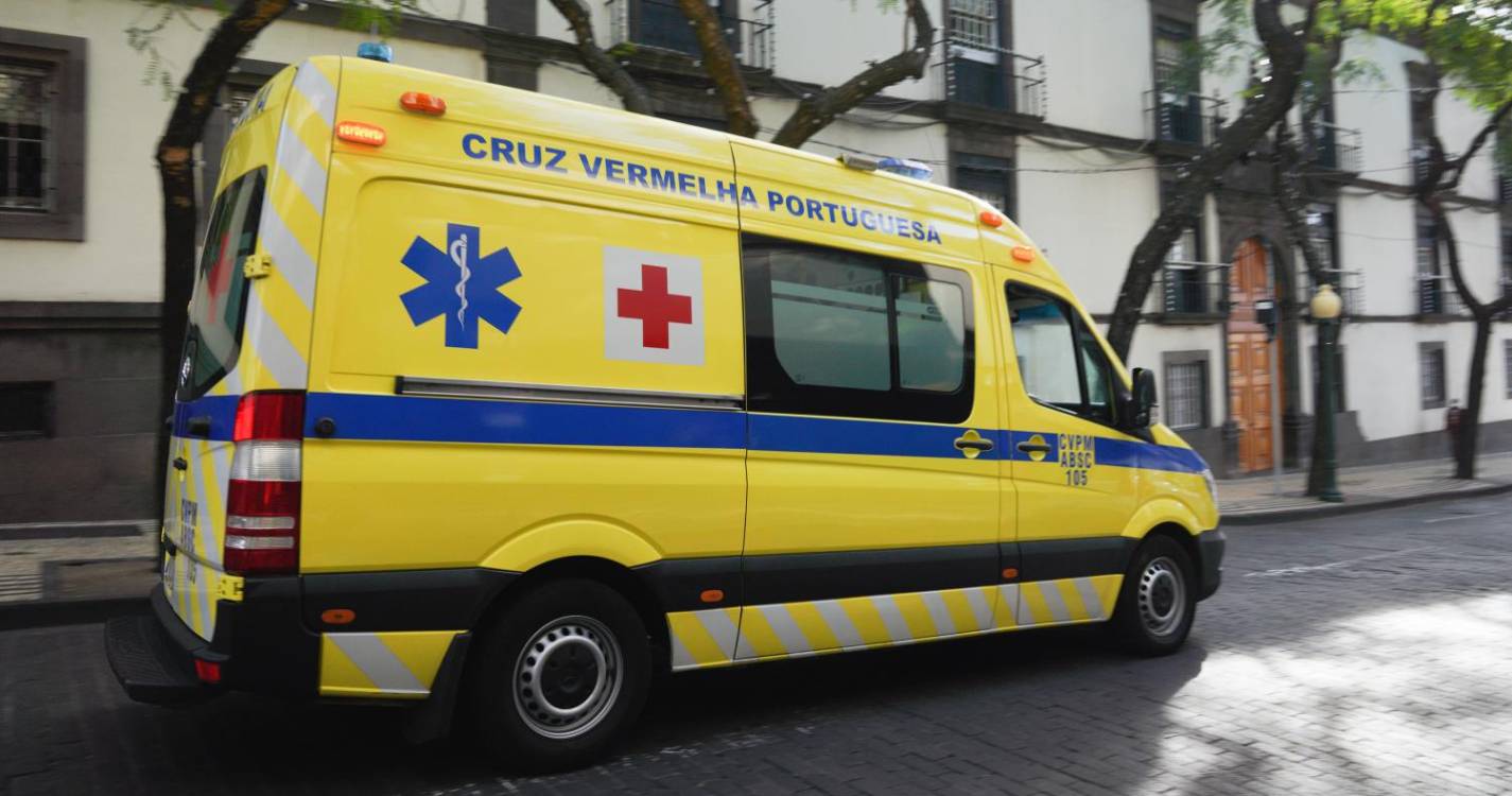Doente a precisar de cuidados urgentes transportada do Porto Santo para a Madeira