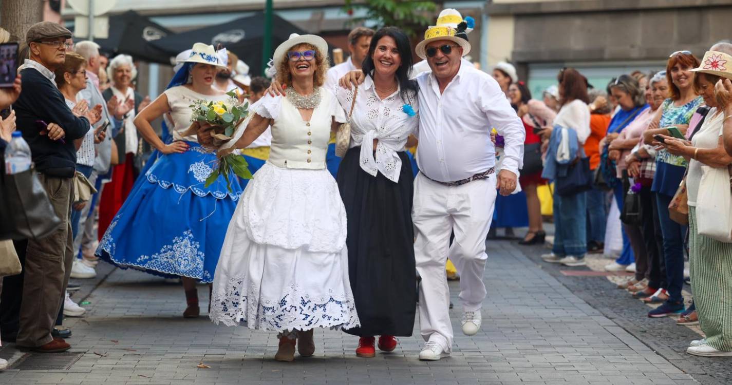 Marchas Populares nas ruas do Funchal (com fotos)