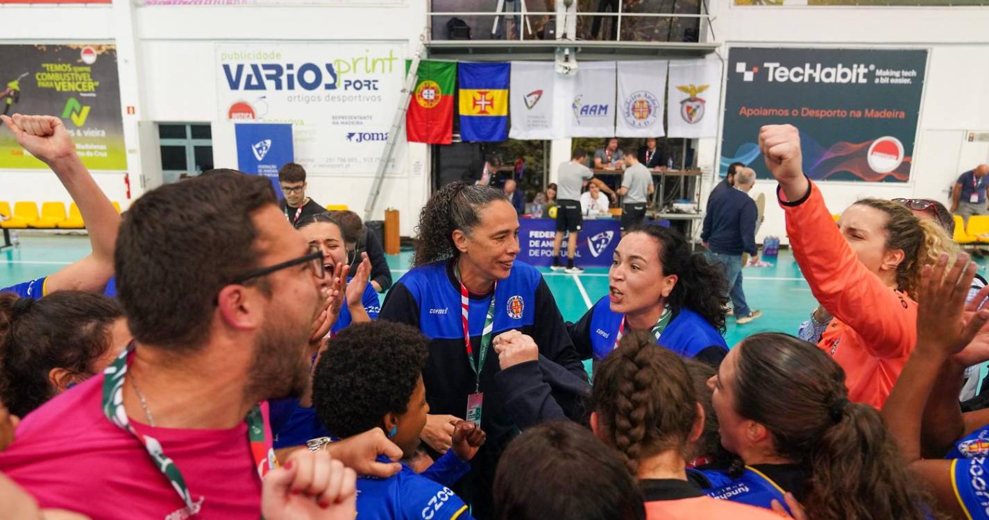 Veja algumas imagens da conquista da Supertaça pela equipa feminina do Madeira SAD