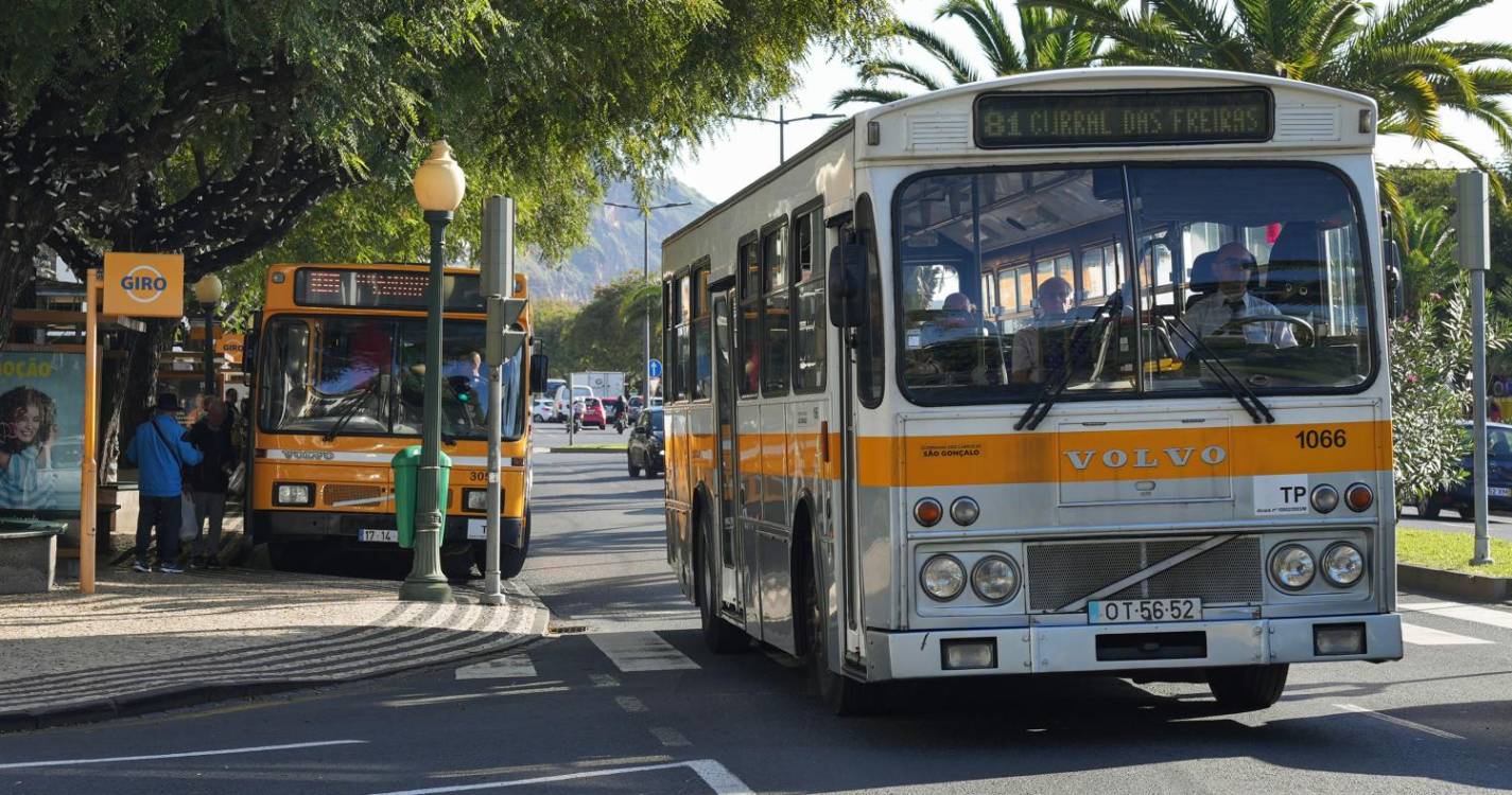 Cerca de 40 condutores louvam anos na Companhia de Carros de São Gonçalo