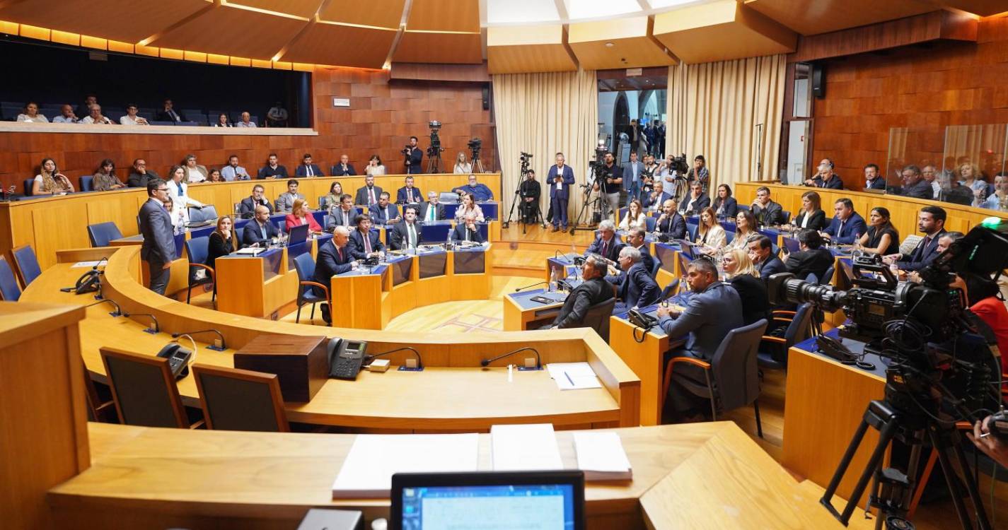 Reunião de representantes adiada para amanhã