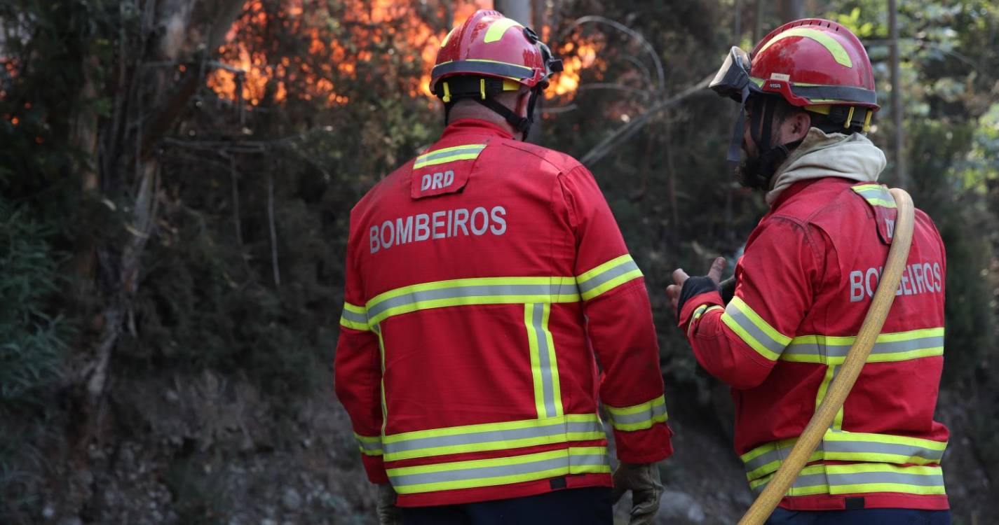 Incêndios: 60 elementos partem do Continente às 14h30 para reforçar combate às chamas