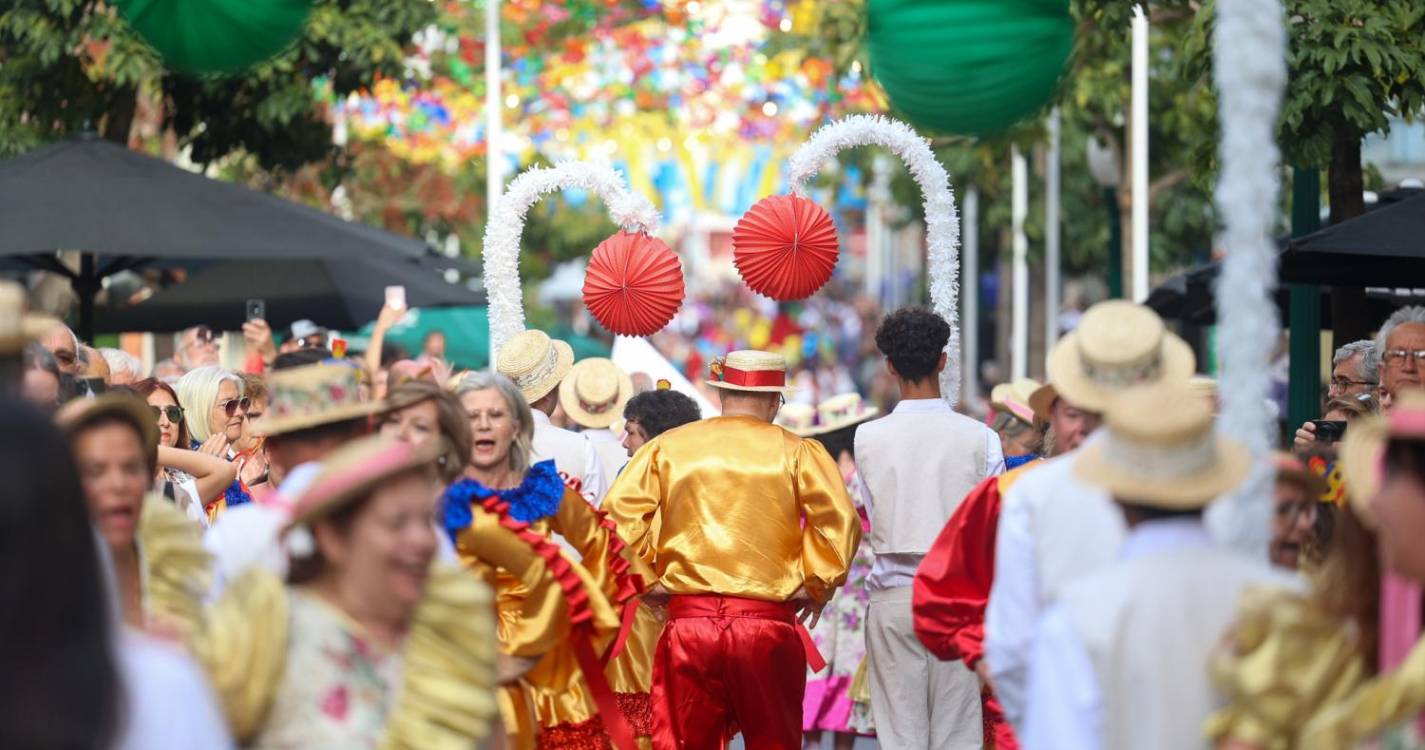 Marchas Populares nas ruas do Funchal (com fotos)