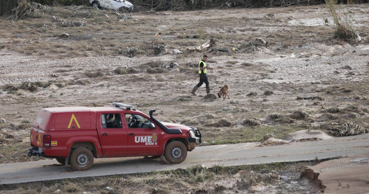 Valência restringe circulação de veículos nas zonas mais afetadas