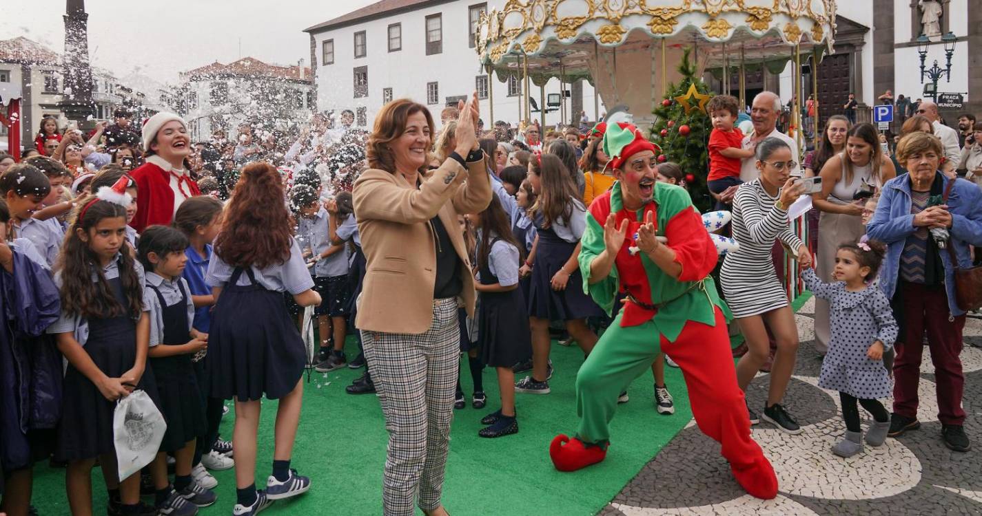 Pai Natal abriu Aldeia Natal no Funchal (com fotos)