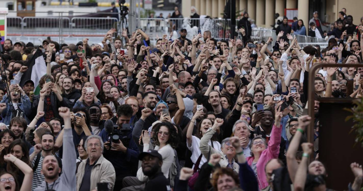 França: Votação nas legislativas lança dúvidas sobre futuro governo