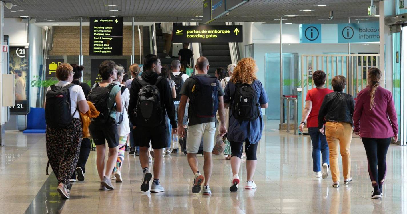 Passageiros nos aeroportos nacionais aumentam 1,6% para 4 milhões em janeiro