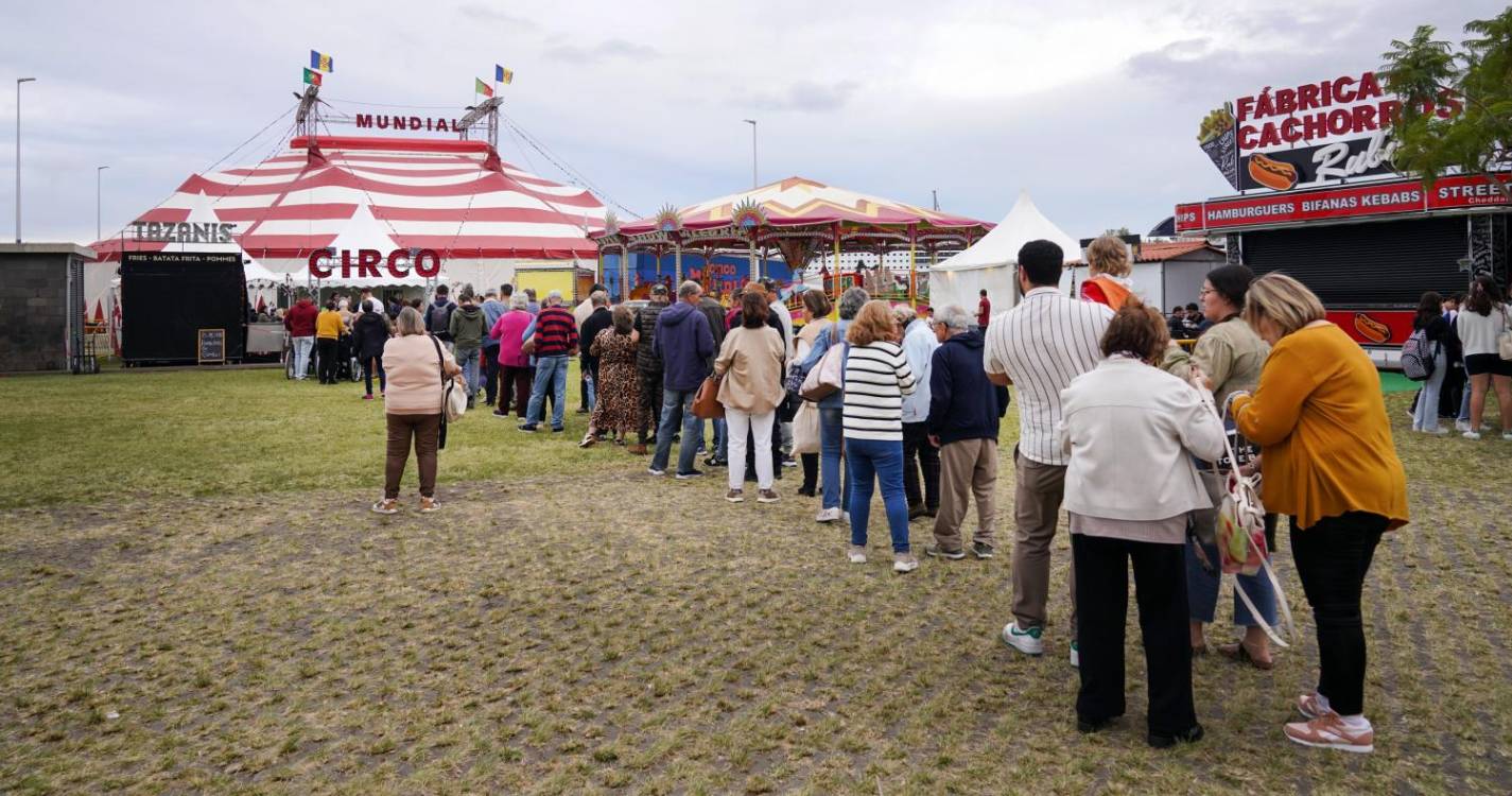 Associação Sem Limites encerra atuações no Circo Mundial com entrega de cinco cadeiras de rodas