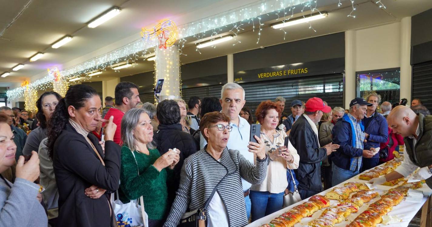 Mega Bolo Rei em Câmara de Lobos dá as boas-vindas ao ano novo