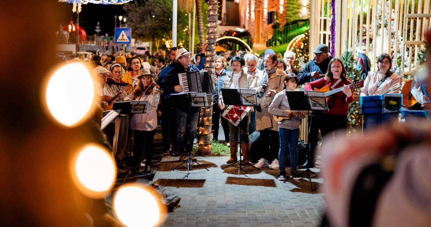 Calheta já vive a magia do Natal (com fotos)