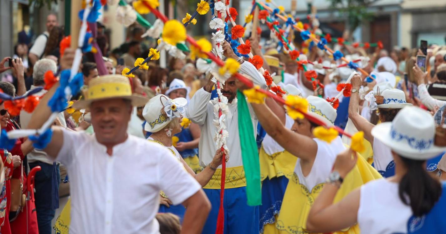 Marchas Populares nas ruas do Funchal (com fotos)