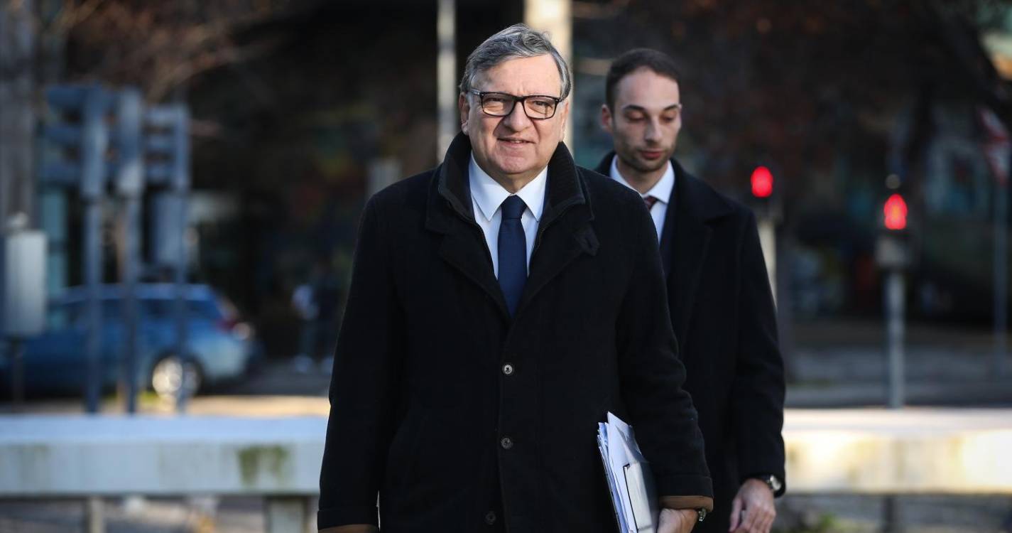 Caso EDP: Durão Barroso rejeita que Pinho e Salgado pudessem antever queda do Governo