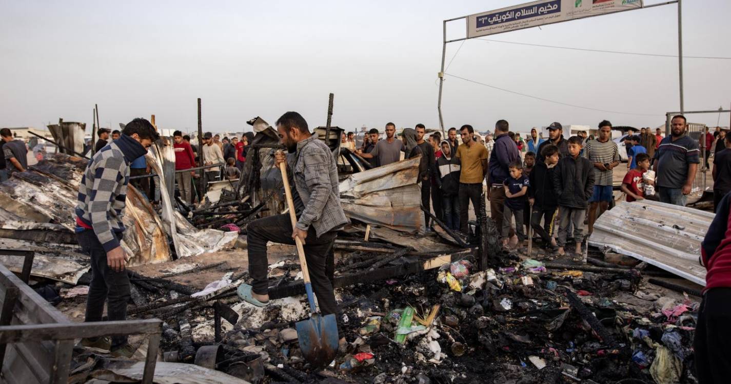 Médio Oriente: Israel promete investigar ataque mortal contra um campo em Rafah