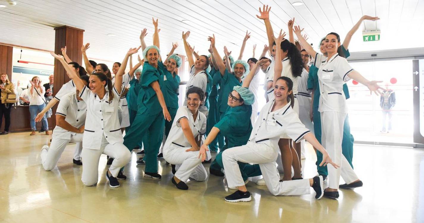 Federação Nacional dos Médicos promove ‘flash mob’ para homenagear profissionais e utentes do SNS