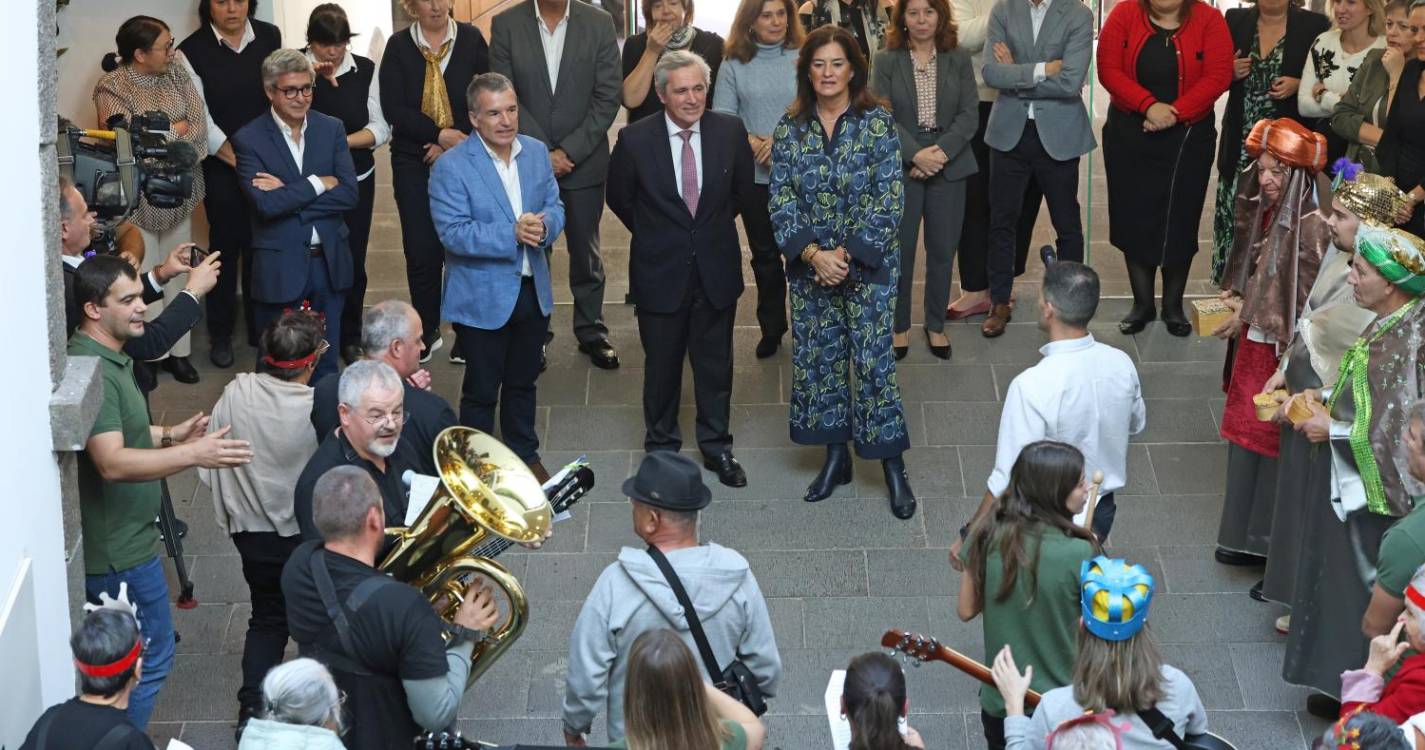 Garouta do Calhau ‘cantou os Reis’ na Assembleia