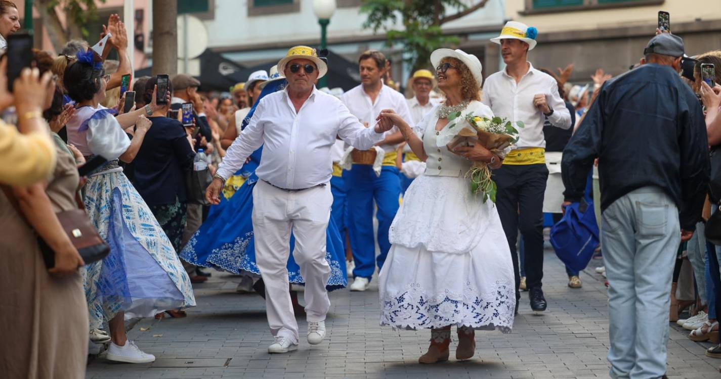 Marchas Populares nas ruas do Funchal (com fotos)