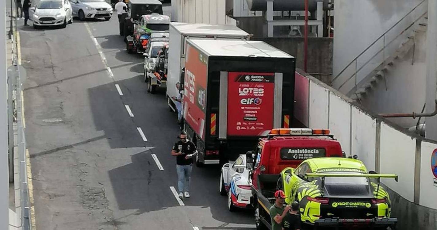 Rali do Porto Santo: carros a caminho da ‘ilha dourada’