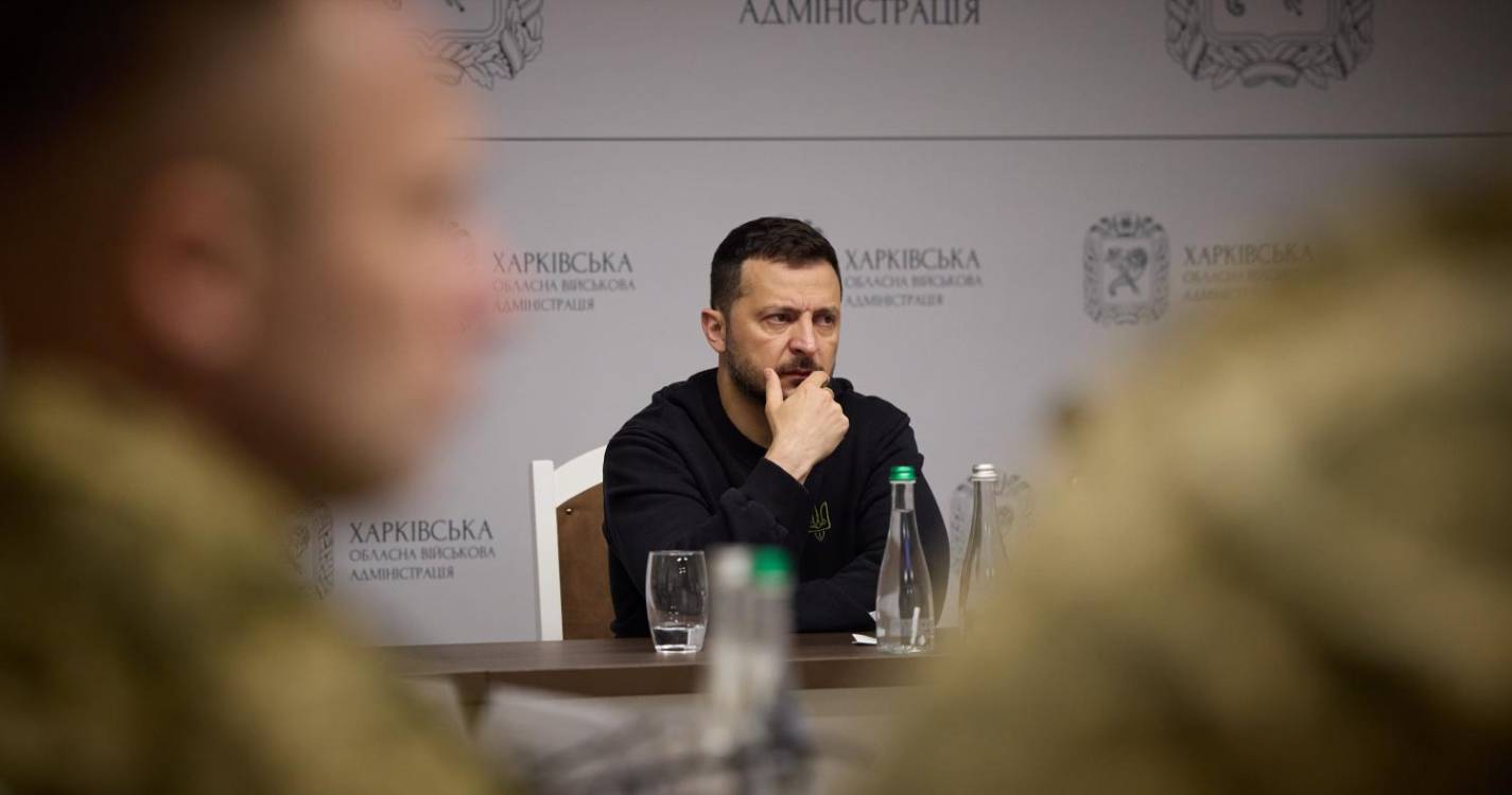 Ucrânia: Zelensky assinala reforço de posições em Kharkiv