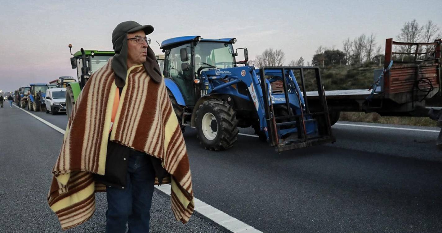 Agricultores portugueses saem à rua para protestar (com fotos)