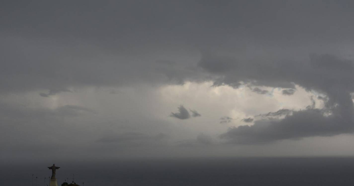 Meteorologia prevê para hoje céu muito nublado