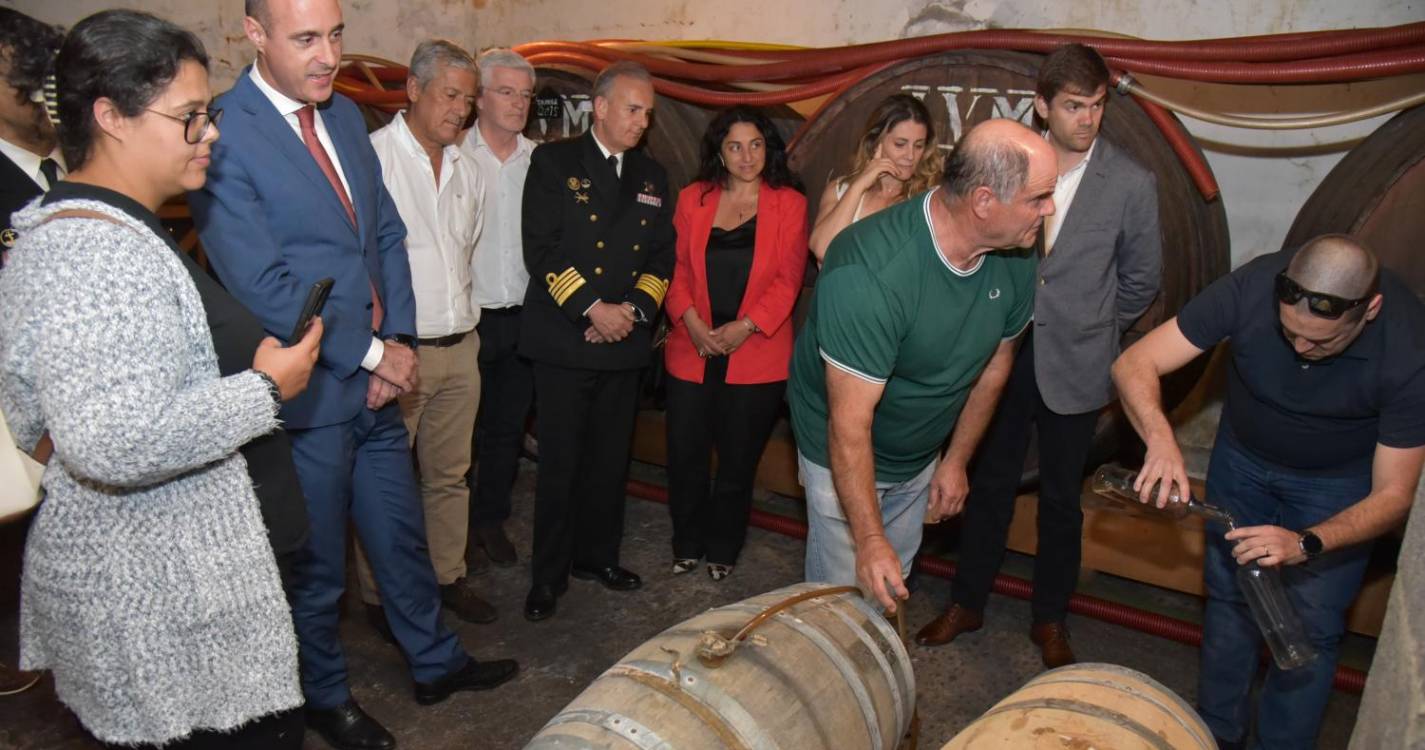 IVBAM desselou Vinho da Roda que viajou no Navio-Escola Sagres