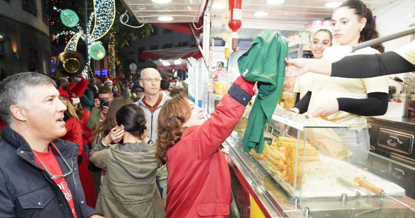 Madeira Despique anima quem entra no Mercado (com vídeo)