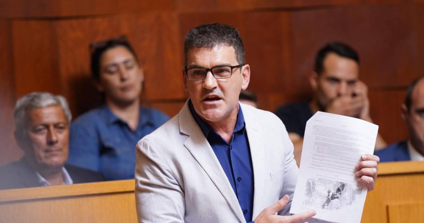 Jacinto Serrão pergunta se suspensão do PDM é para “esventrar” Câmara de Lobos