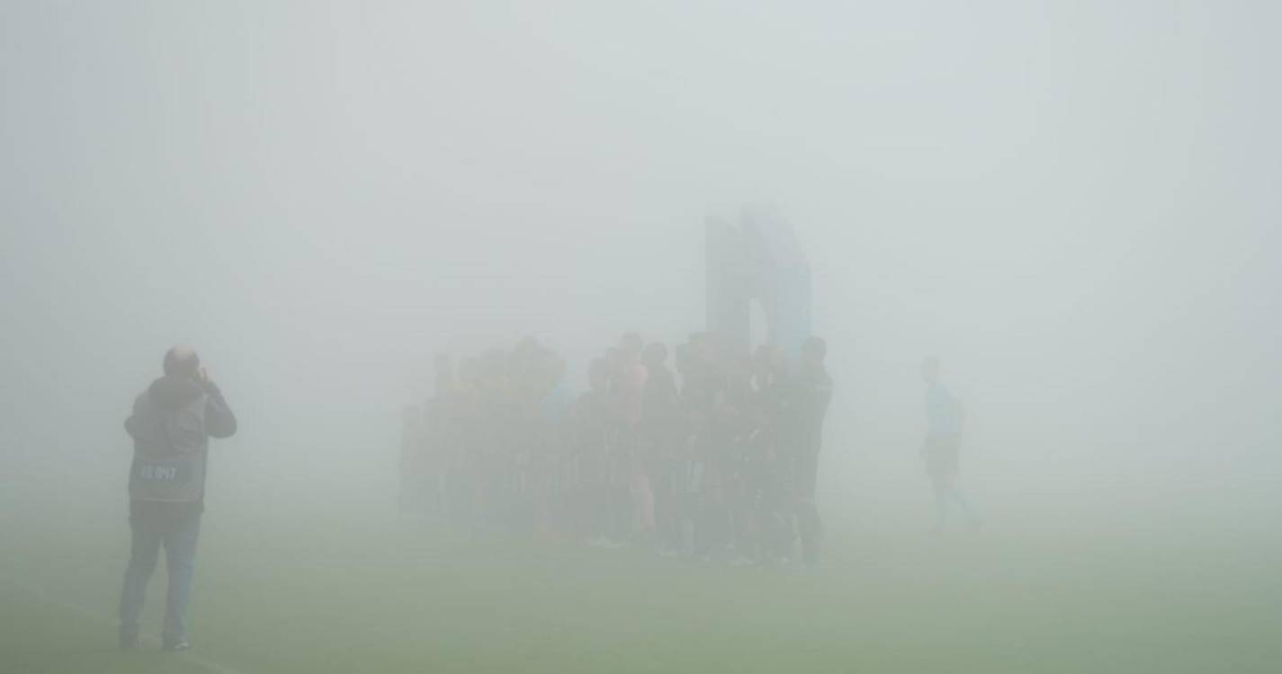 Início do jogo Nacional vs Tondela suspenso