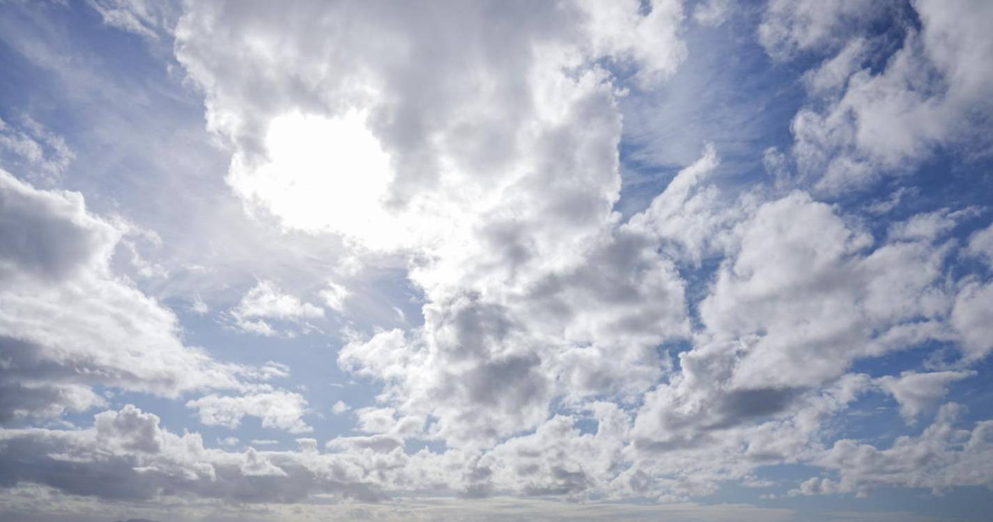 Céu nublado e chuva nas previsões do tempo para esta quarta-feira na Região