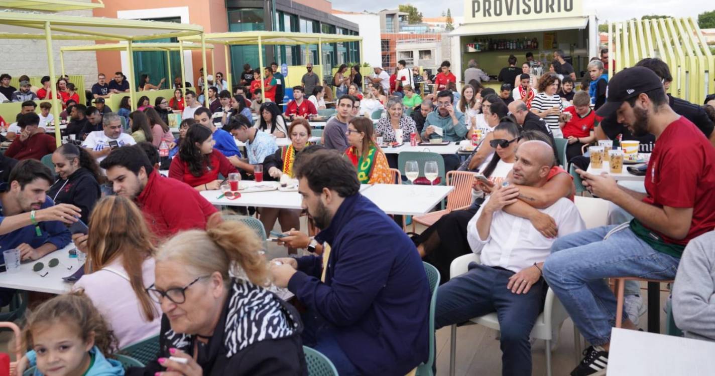 ‘Fan Zone’ do Madeira Shopping com boa casa na estreia de Portugal