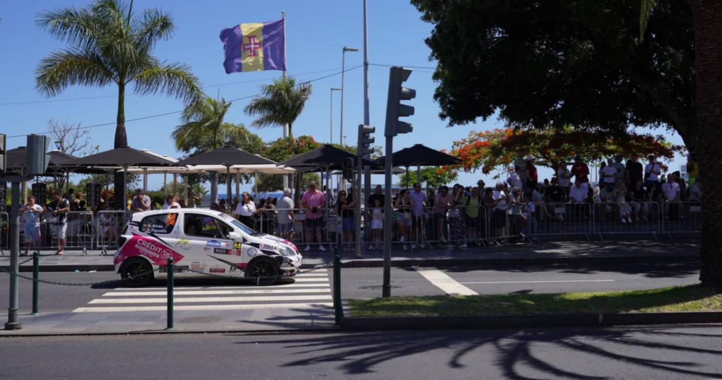 Rali prepara-se para arrancar (com fotos)