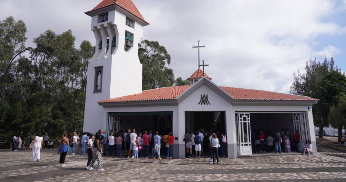 Veja como está o ambiente na Capela de Nossa Senhora de Fátima