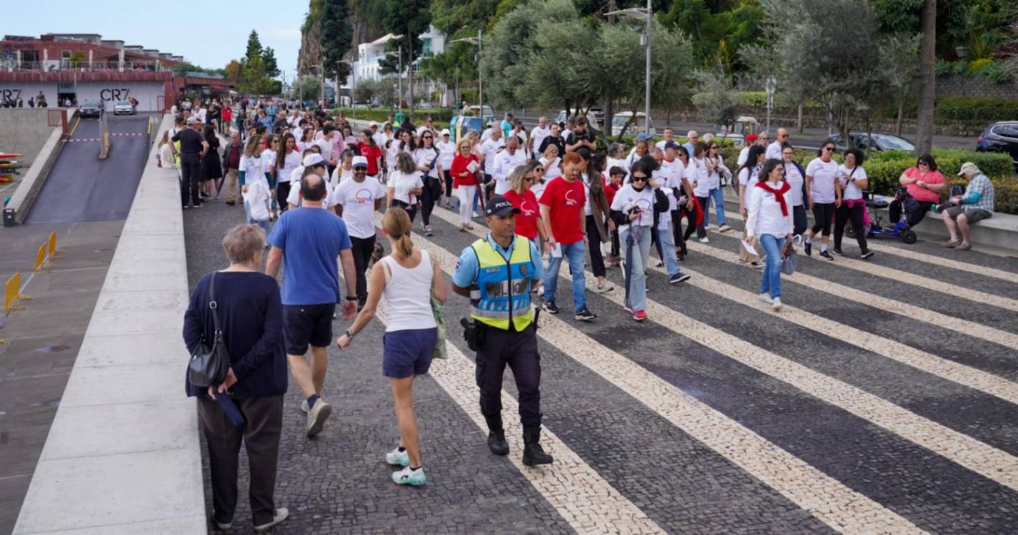 Cerca de 70 pessoas juntam-se à caminhada nacional a assinalar o Dia Mundial do AVC no Funchal