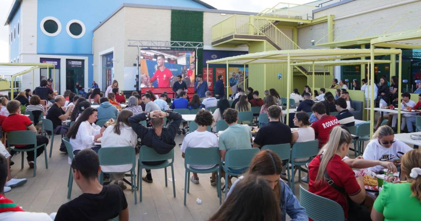 ‘Fan Zone’ do Madeira Shopping com boa casa na estreia de Portugal