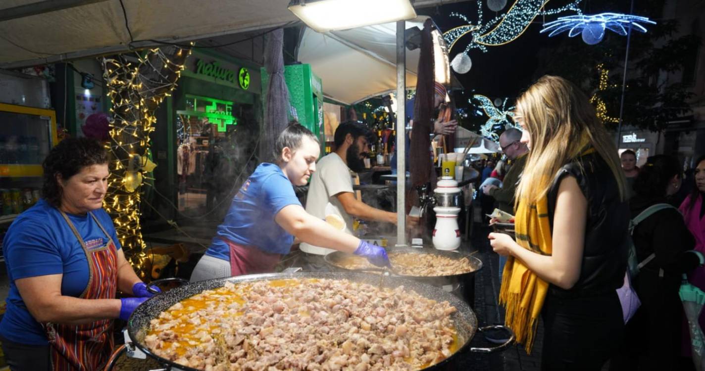 Madeira Despique anima quem entra no Mercado (com vídeo)